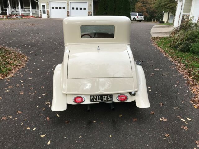 Ford Coupe 1931 image number 23