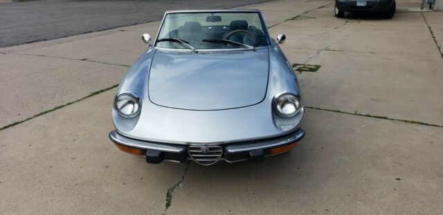 Alfa Romeo Spider 1973 image number 27