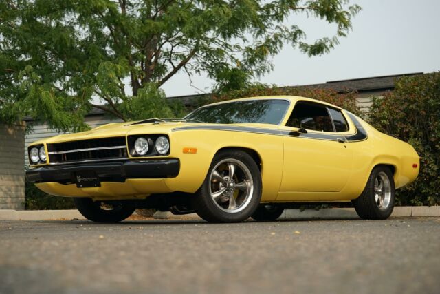 Plymouth Road Runner 1973 image number 1