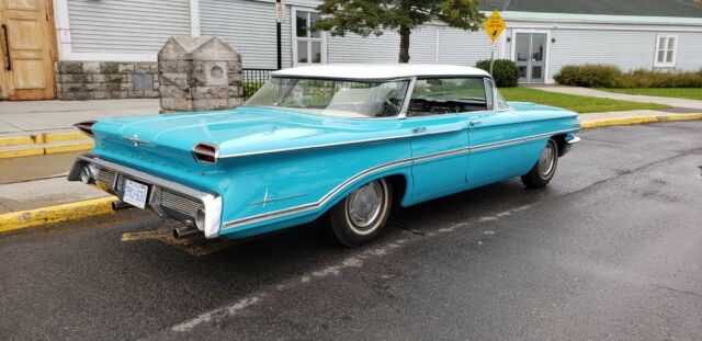 Oldsmobile Ninety-Eight 1960 image number 31