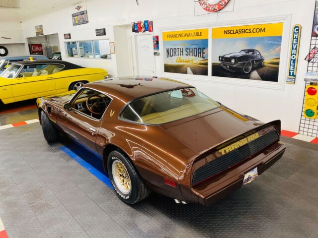 Pontiac Trans Am 1979 image number 2