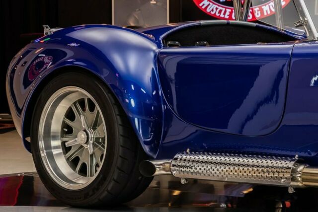 Shelby Cobra 1965 image number 20