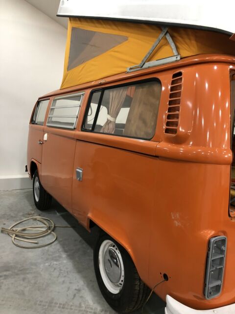 Volkswagen Vanagon 1975 image number 12