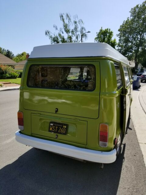 Volkswagen Bus/Vanagon 1977 image number 10