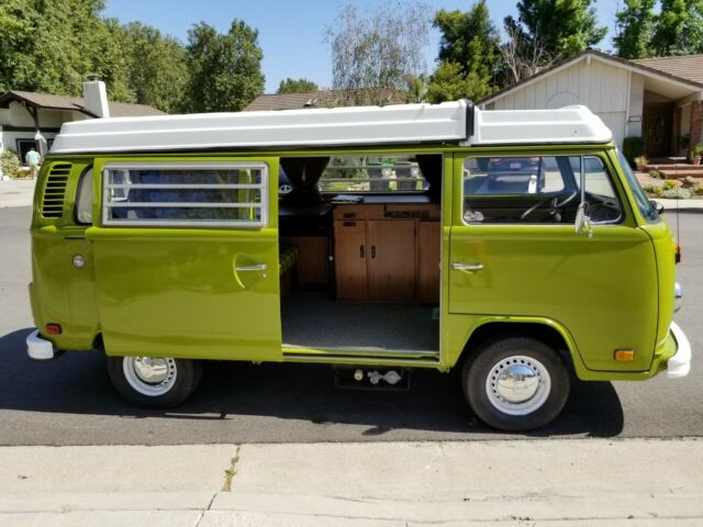 Volkswagen Bus/Vanagon 1977 image number 5