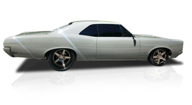 Pontiac GTO 1966 image number 0