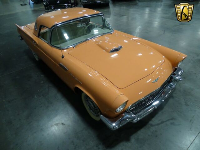 Ford Thunderbird 1957 image number 20