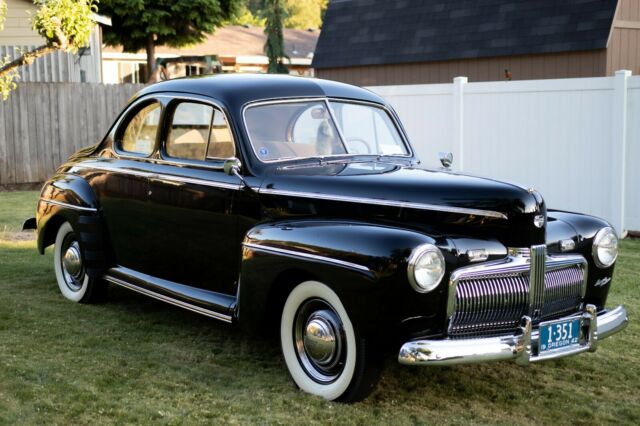 Ford Super Deluxe 1942 image number 23