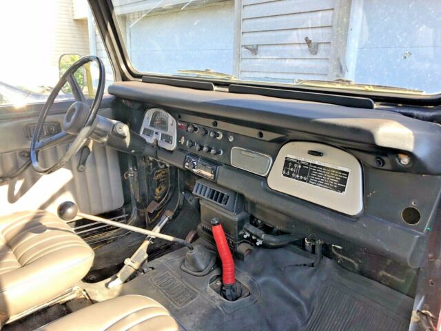 Toyota Land Cruiser 1979 image number 22