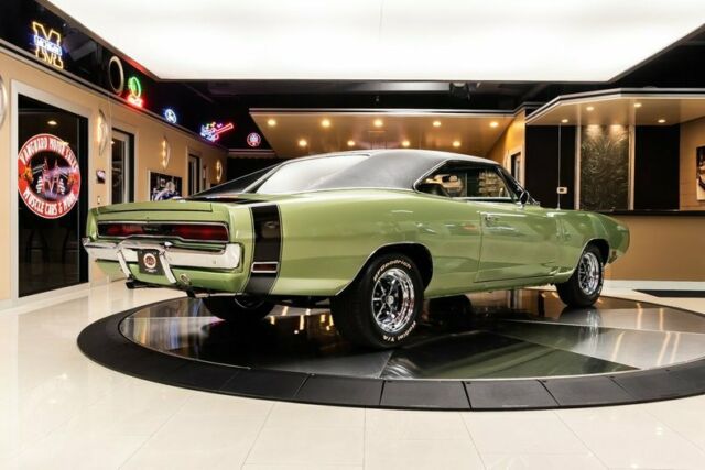 Dodge Charger 1970 image number 11