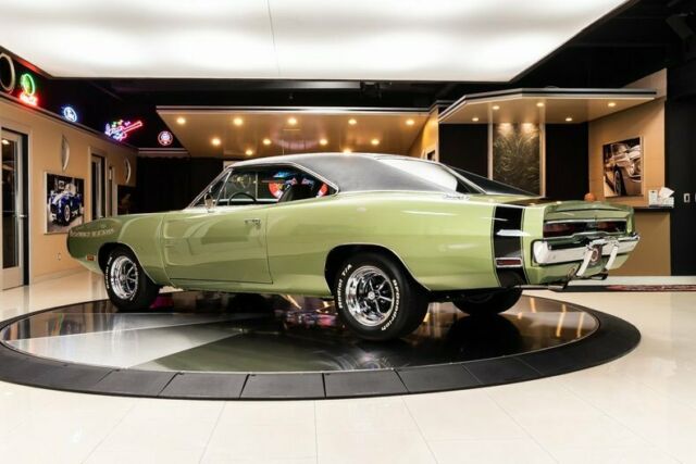 Dodge Charger 1970 image number 15