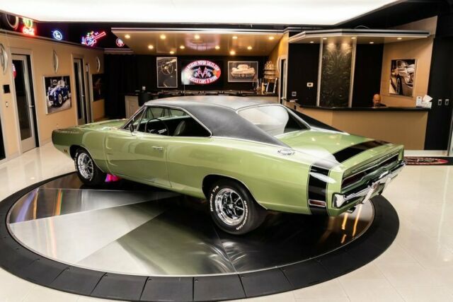 Dodge Charger 1970 image number 16