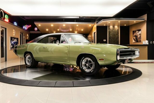 Dodge Charger 1970 image number 32