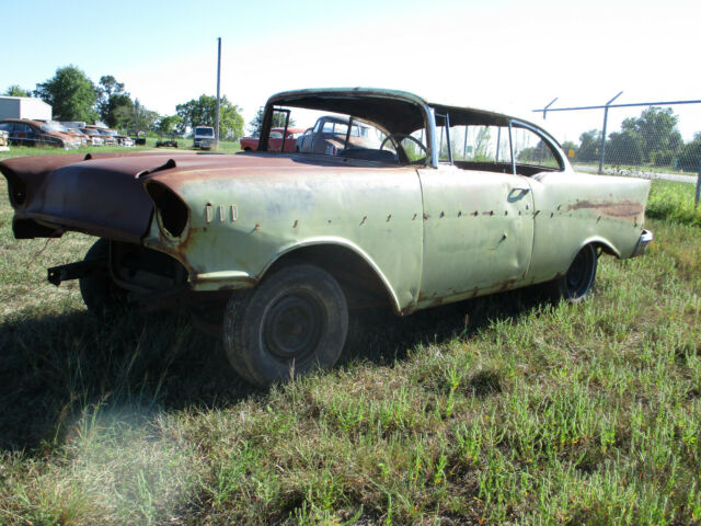 Chevrolet Bel Air/150/210 1957 image number 2