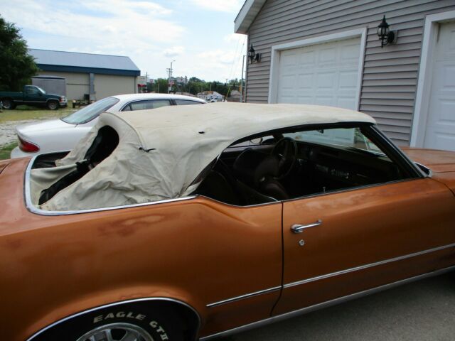 Oldsmobile Cutlass 1972 image number 16