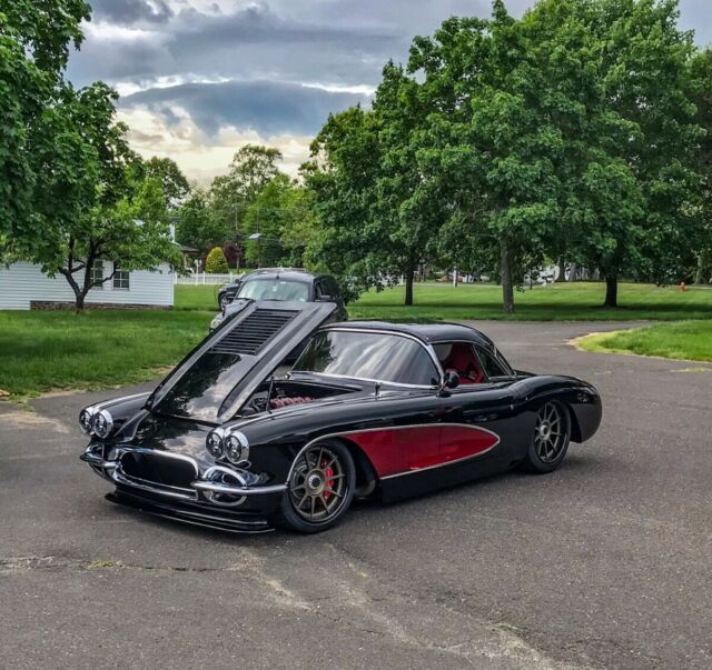 Chevrolet Corvette 1960 image number 33