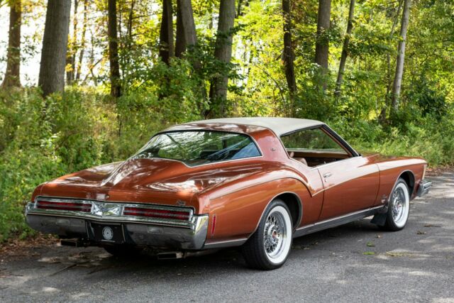 Buick Riviera 1973 image number 1