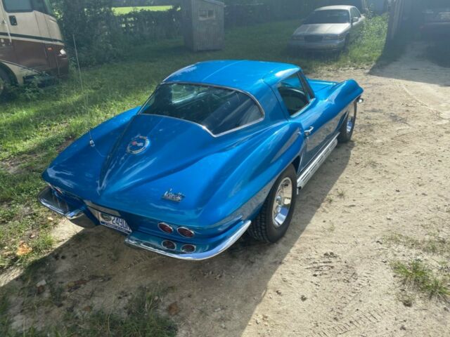 Chevrolet Corvette 1967 image number 16