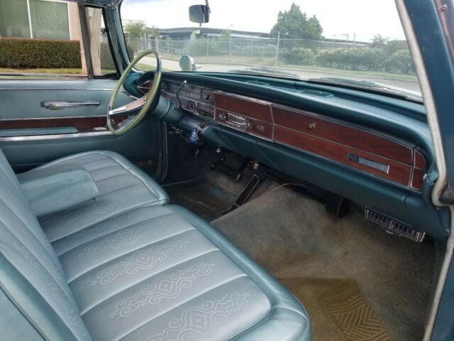 Chrysler Imperial 1966 image number 12