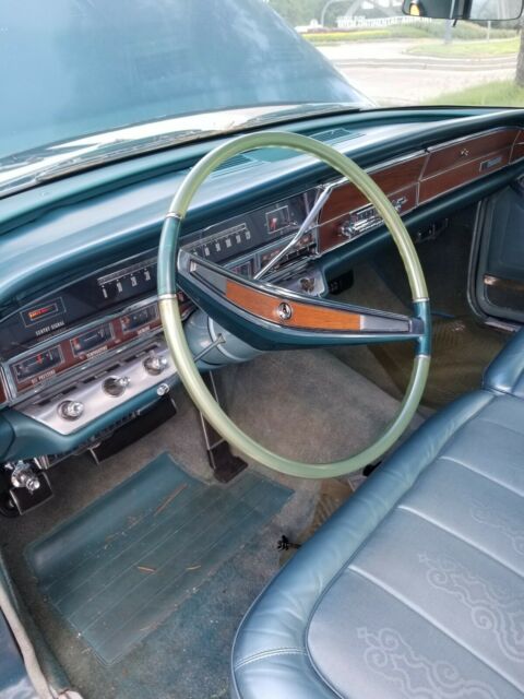 Chrysler Imperial 1966 image number 32