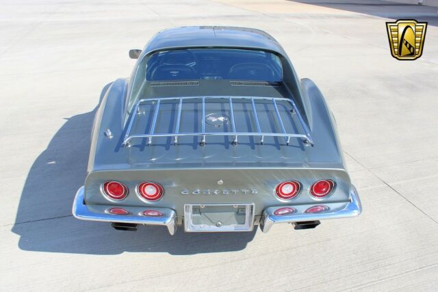 Chevrolet Corvette 1972 image number 4