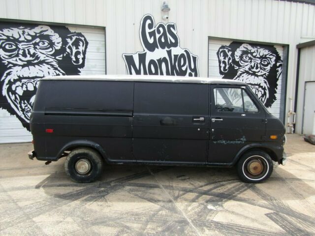 Ford Econoline 1973 image number 33