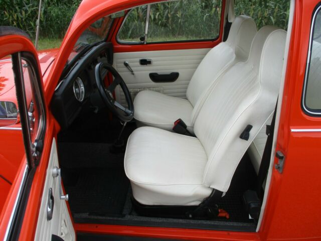 Volkswagen Beetle - Classic 1971 image number 2