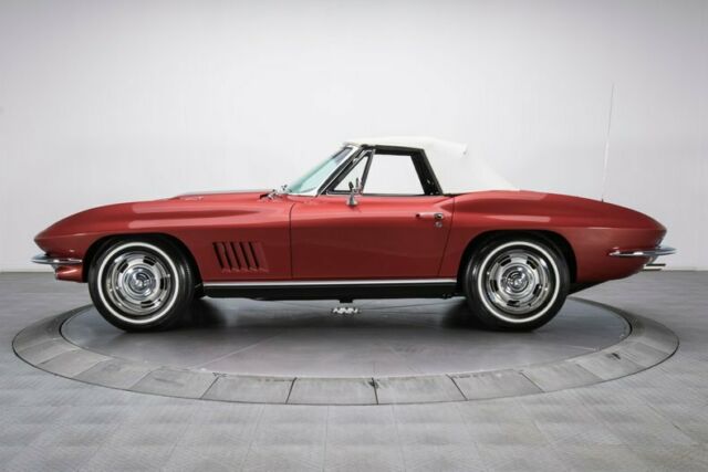 Chevrolet Corvette 1967 image number 15