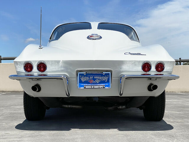 Chevrolet Corvette 1963 image number 32