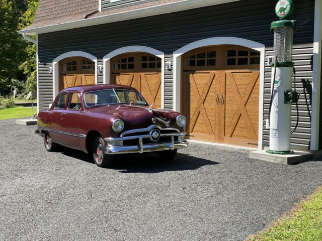 Ford Custom 1950 image number 1