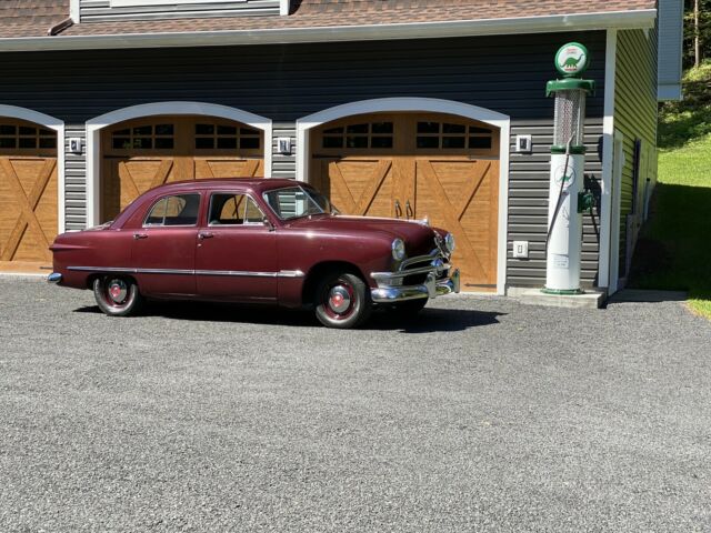 Ford Custom 1950 image number 17