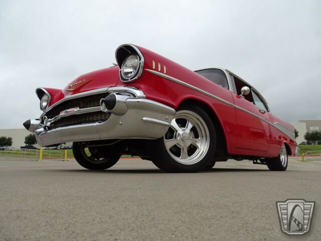 Chevrolet Bel Air/150/210 1957 image number 23