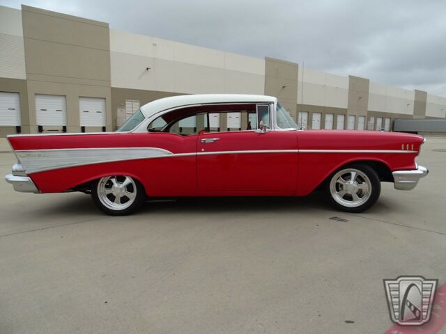 Chevrolet Bel Air/150/210 1957 image number 28