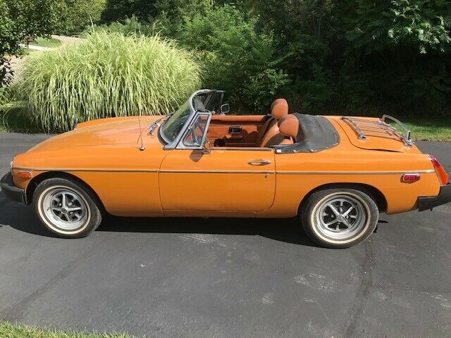 MG MGB 1976 image number 0