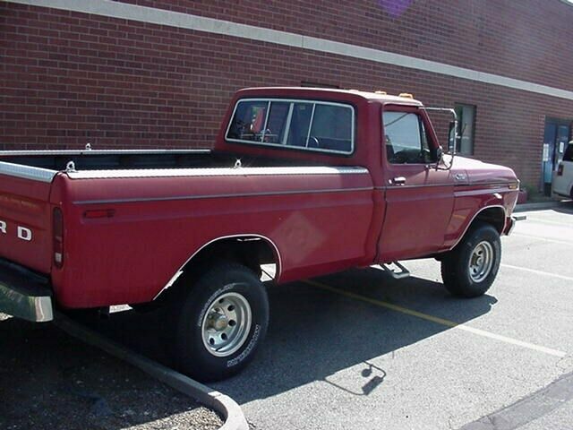 Ford F-150 1979 image number 1