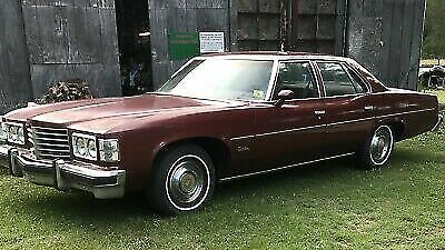 Pontiac Catalina 1976 image number 1