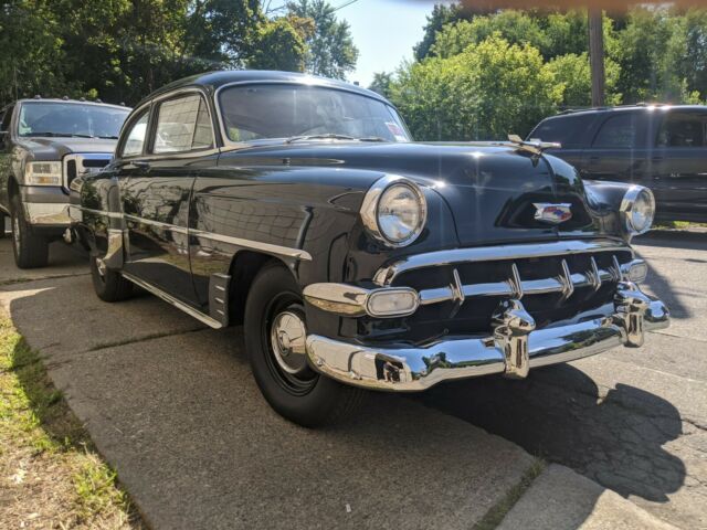 Chevrolet Bel Air/150/210 1954 image number 16