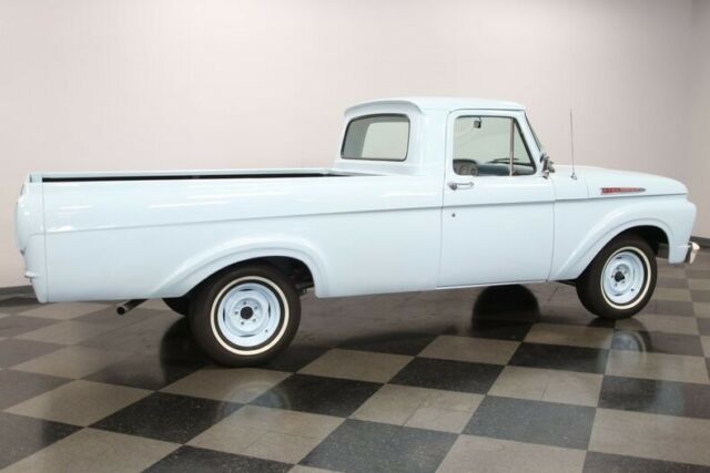 Ford F-100 1962 image number 14