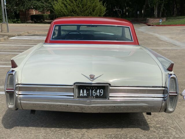 Cadillac DeVille Coupe 1964 image number 18