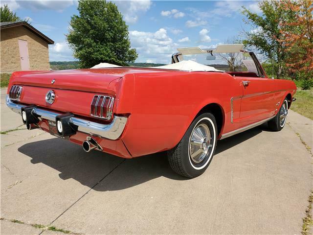 Ford Mustang 1965 image number 30