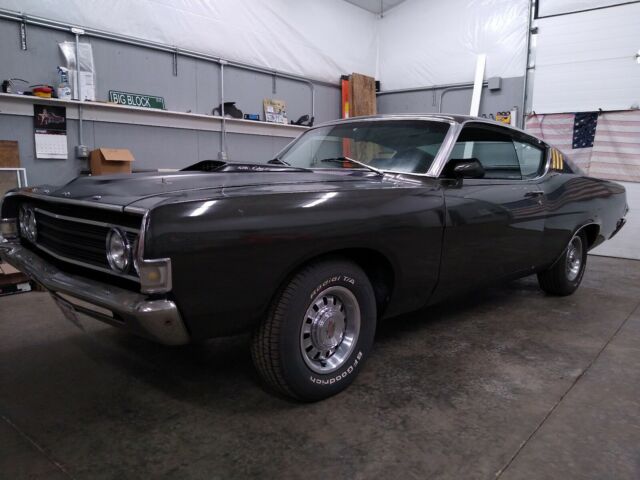 Ford Torino Hardtop Automatic 1969 image number 18