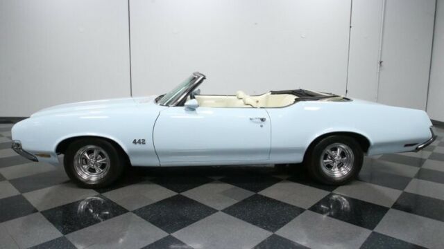 Oldsmobile Cutlass 1970 image number 31