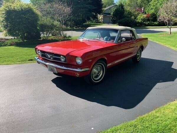 Ford Mustang 1966 image number 21