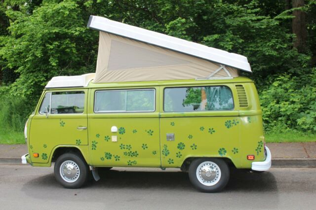 Volkswagen Bus/Vanagon 1976 image number 1