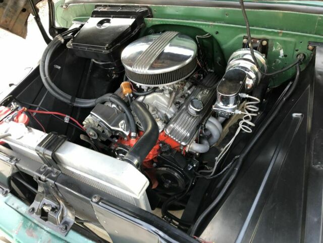 Chevrolet C-10 1965 image number 2