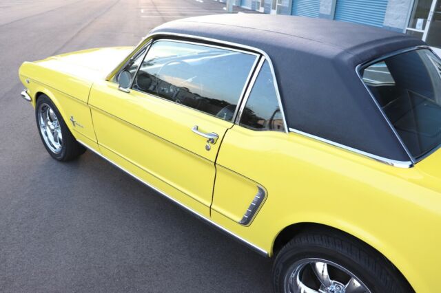 Ford Mustang 1965 image number 9