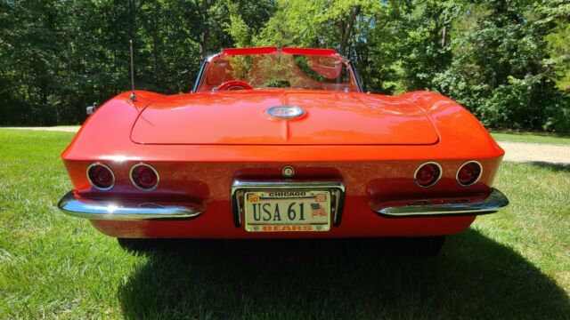 Chevrolet Corvette 1961 image number 27