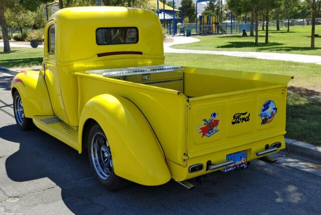 Ford 1/2 Ton Pickup 1940 image number 21