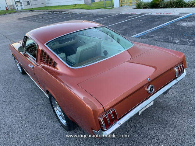 Ford Mustang 1965 image number 0