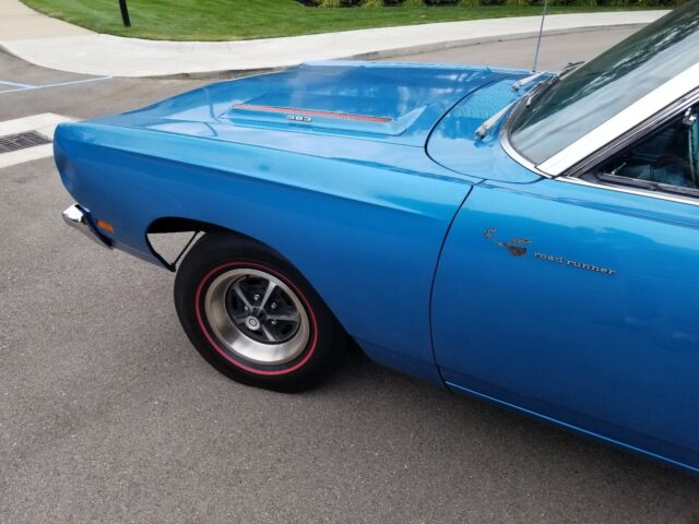 Plymouth Road Runner 1969 image number 14